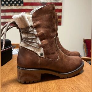 Brown Winter Boots with Cozy Lining